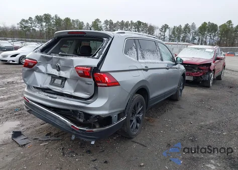 2024 Volkswagen Tiguan 2.0T Se/2.0T Wolfsburg Edition из США, поврежденный, VIN 3VV2B7AX1RM128797